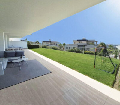 Нова квартира з 4 спальнями в Бенахависі 120 кв.м у гольфа