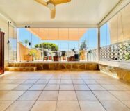 Просторий будинок біля моря в Кальпе, 240 кв.м, 3 спальні