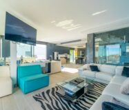 Вилла в Финестрате 327 кв.м с видом на море и бассейном