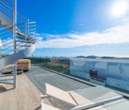 Вилла в Финестрате 327 кв.м с видом на море и бассейном