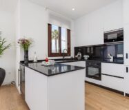 Дом в Финестрате 202 кв.м с бассейном 5 км до моря