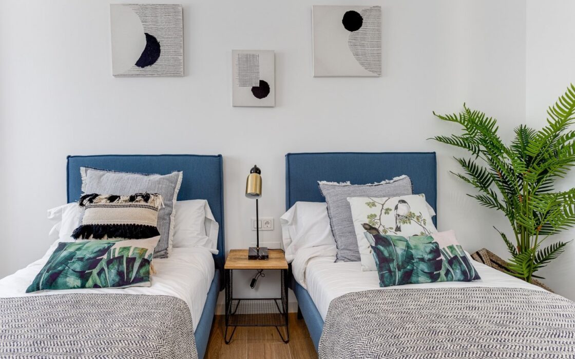 Дом в Финестрате 202 кв.м с бассейном 5 км до моря