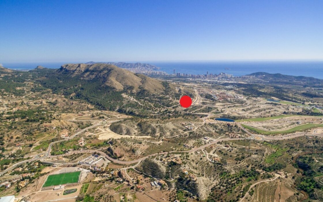 Новый дом в Финестрате 146 кв.м с бассейном в 5 км от моря