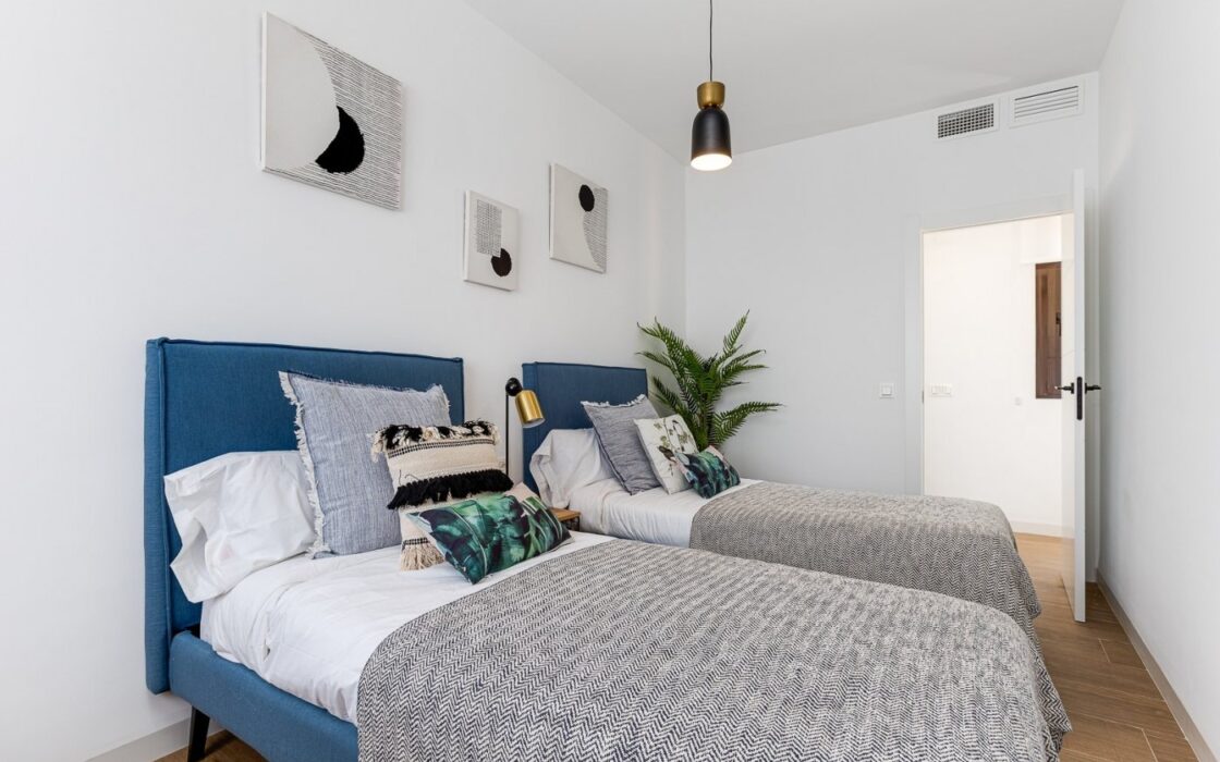 Дом в Финестрате 171 кв.м с бассейном и видом на море