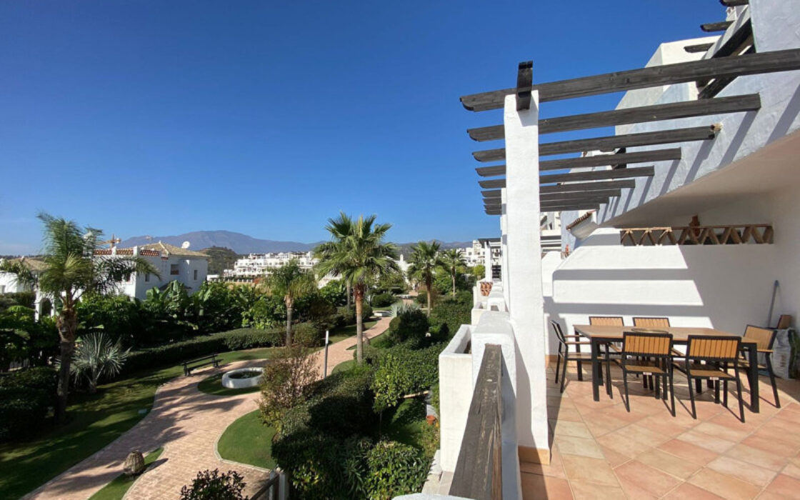 Квартира з терасою в Естепоні, 76 кв.м, 2 спальні