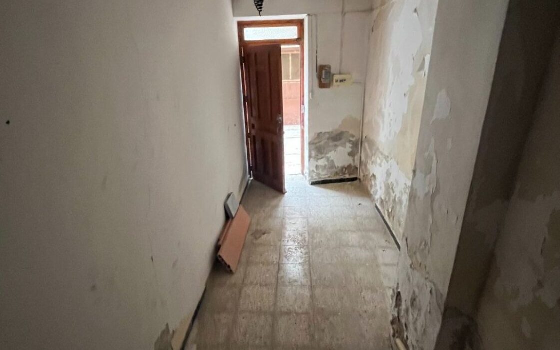 Дом в Sella 285 кв.м с камином в 16 км от моря