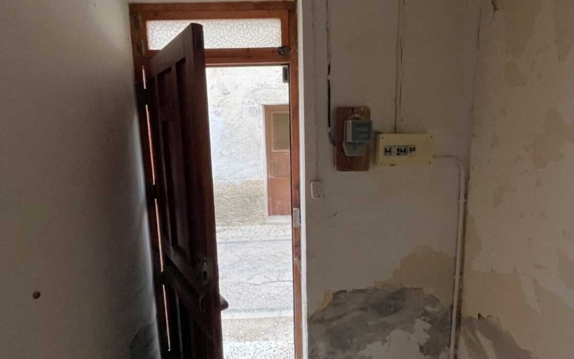 Дом в Sella 285 кв.м с камином в 16 км от моря