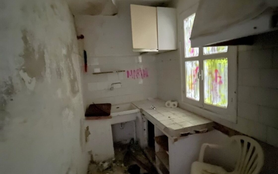 Дом в Sella 285 кв.м с камином в 16 км от моря