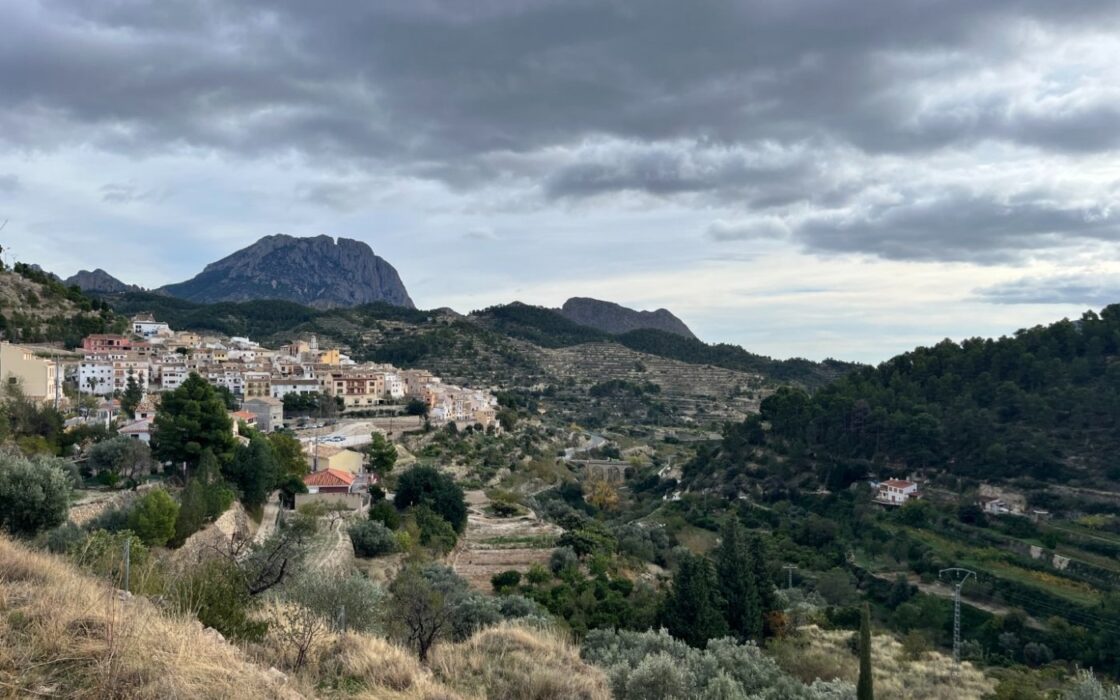 Дом в Sella 285 кв.м с камином в 16 км от моря