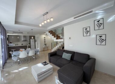 Вилла в Вильяхойосе 181 кв.м с террасой у моря