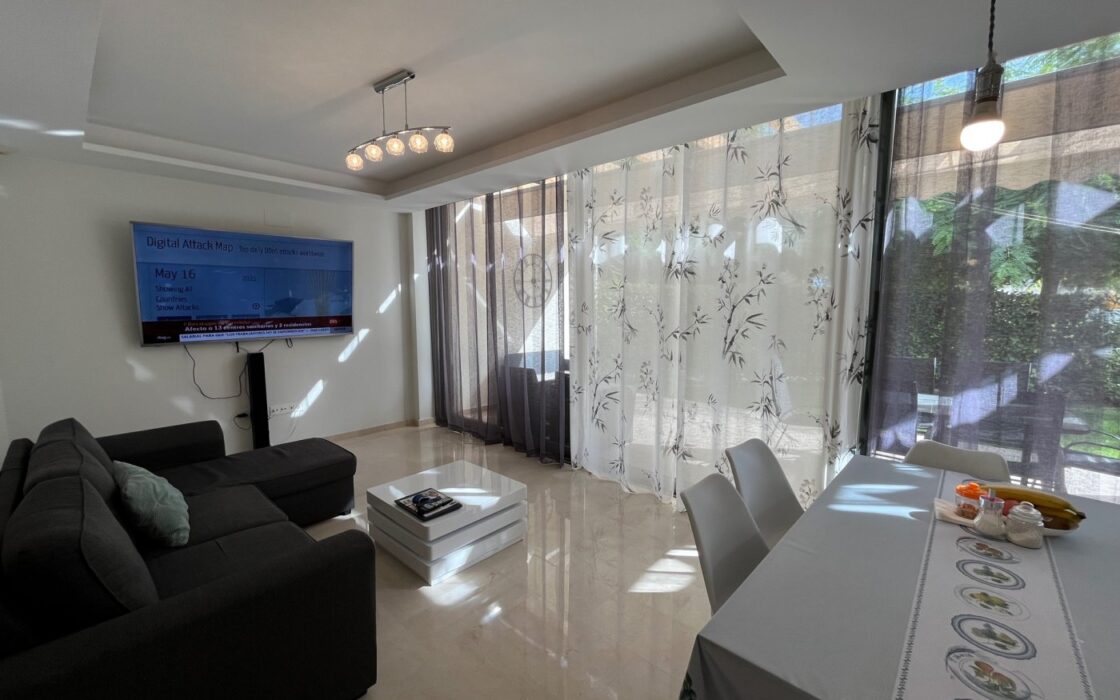 Вилла в Вильяхойосе 181 кв.м с террасой у моря