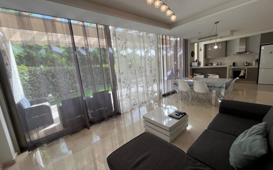 Вилла в Вильяхойосе 181 кв.м с террасой у моря