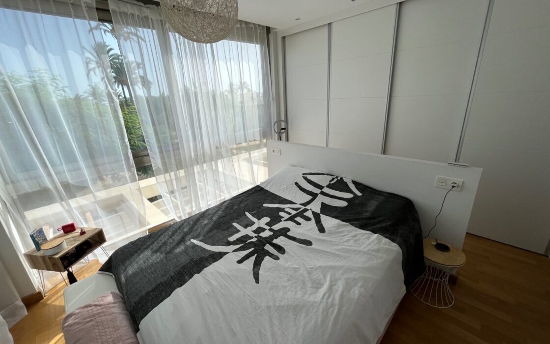 Вилла в Вильяхойосе 181 кв.м с террасой у моря