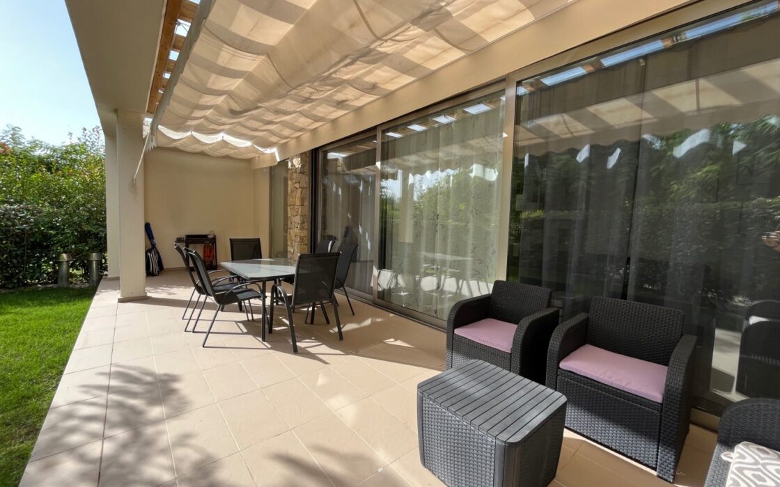 Вилла в Вильяхойосе 181 кв.м с террасой у моря