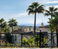 Четырёхкомнатная квартира в Адриенне 219 кв.м с террасой