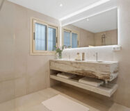 Четырёхкомнатная квартира в Адриенне 219 кв.м с террасой