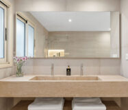 Четырёхкомнатная квартира в Адриенне 219 кв.м с террасой