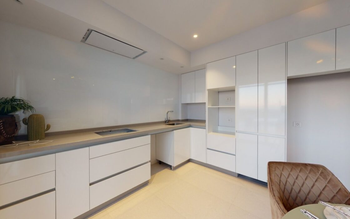 Будинок в Мучамелі 169 кв.м з басейном за 4,5 км від моря