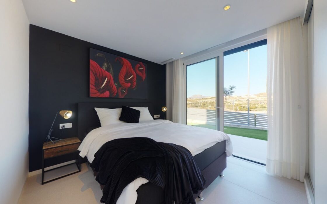 Будинок в Мучамелі 169 кв.м з басейном за 4,5 км від моря