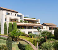 Четырехкомнатная квартира с террасой в Малаге 196 кв.м