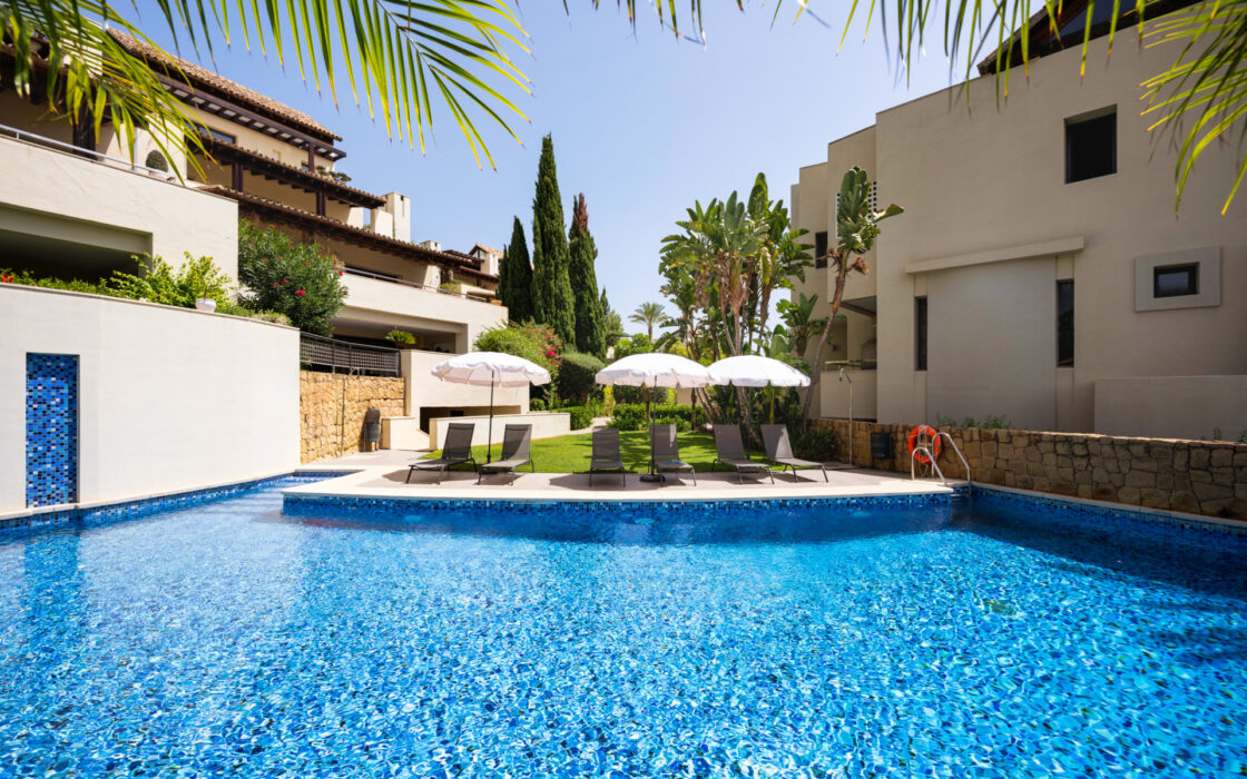 Четырехкомнатная квартира с террасой в Малаге 196 кв.м