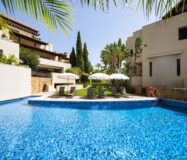 Четырехкомнатная квартира с террасой в Малаге 196 кв.м