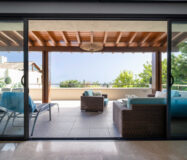 Четырехкомнатная квартира с террасой в Малаге 196 кв.м