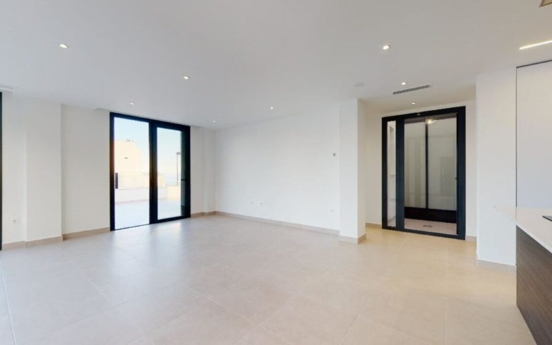 Будинок в Полопе 144 кв.м з терасою та видом на море