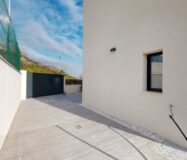 Будинок в Полопе 144 кв.м з терасою та видом на море