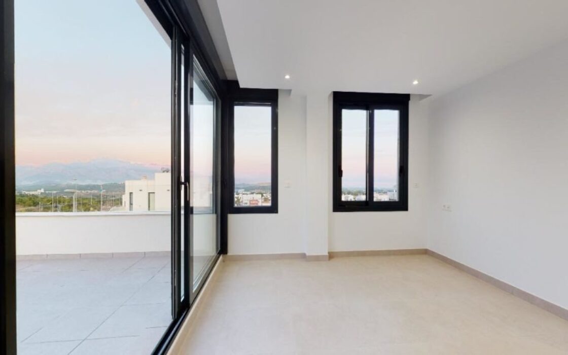 Будинок в Полопе 144 кв.м з терасою та видом на море