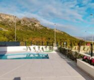 Будинок в Полопе 144 кв.м з терасою та видом на море