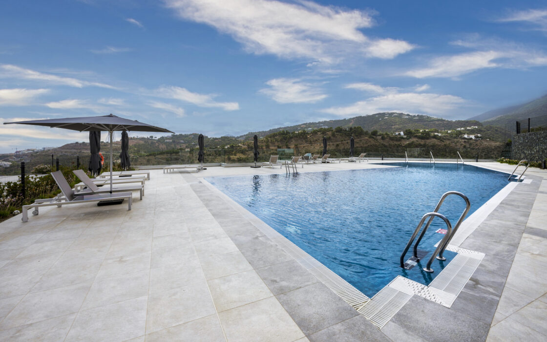 Трикімнатна квартира в Los Olivos з терасою 131 кв.м