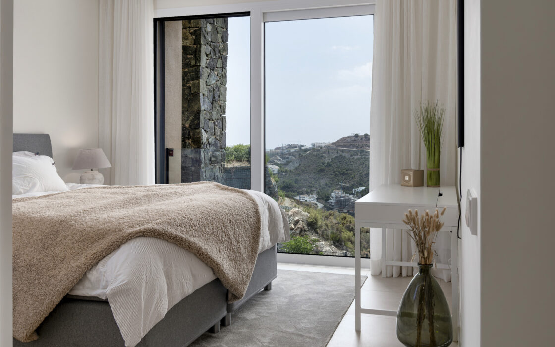 Трикімнатна квартира в Los Olivos з терасою 131 кв.м