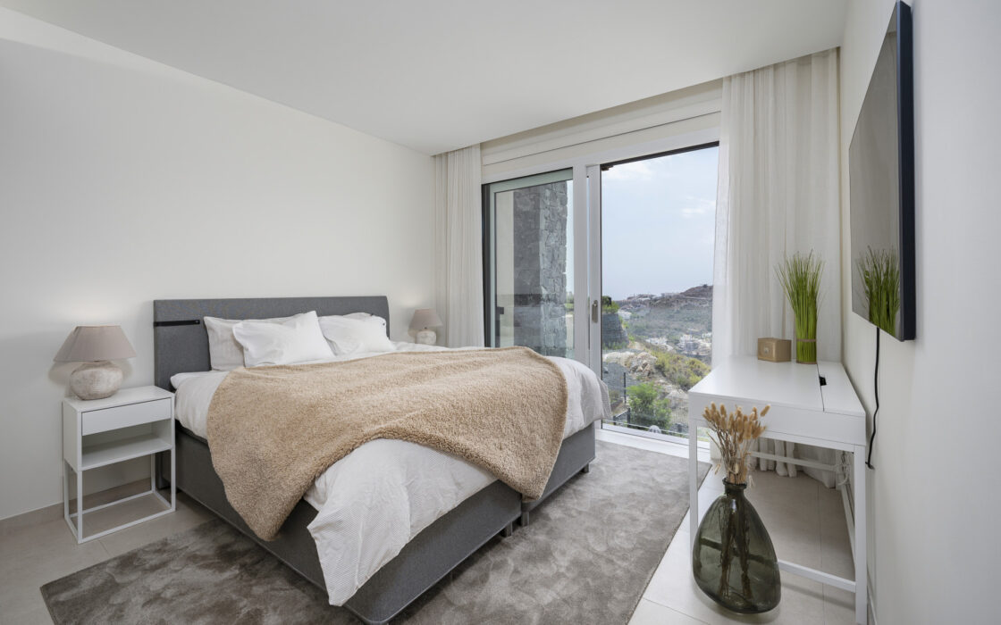 Трикімнатна квартира в Los Olivos з терасою 131 кв.м