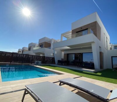 Вілла у Фінестраті з 3 спальнями та басейном біля моря