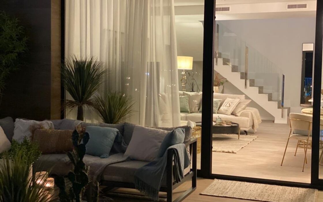 Вілла у Фінестраті з 3 спальнями та басейном біля моря