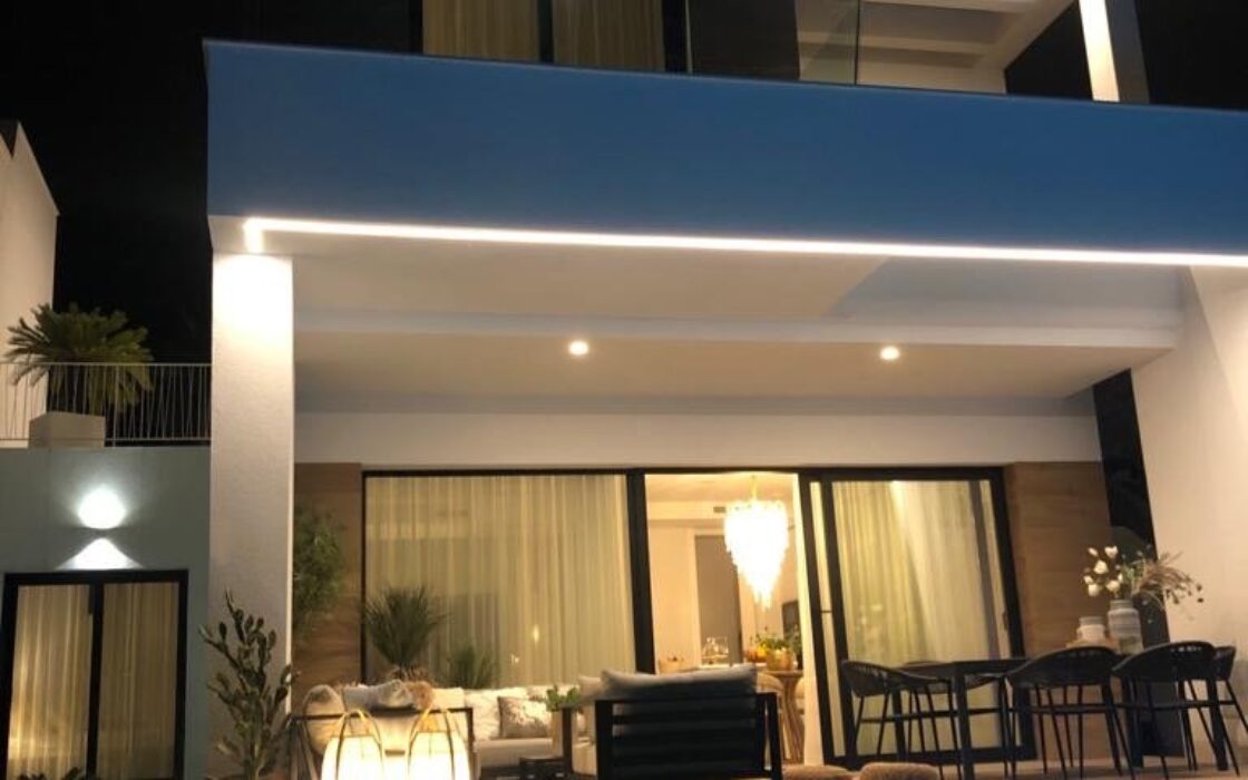 Вілла у Фінестраті з 3 спальнями та басейном біля моря