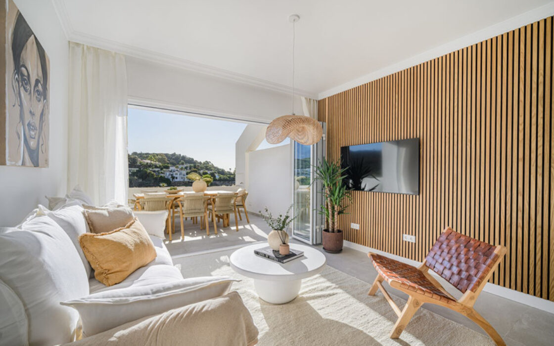 Апартаменти в Ла Кінта з терасою 90 кв.м 2 кімнати