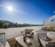 Апартаменти в Ла Кінта з терасою 90 кв.м 2 кімнати