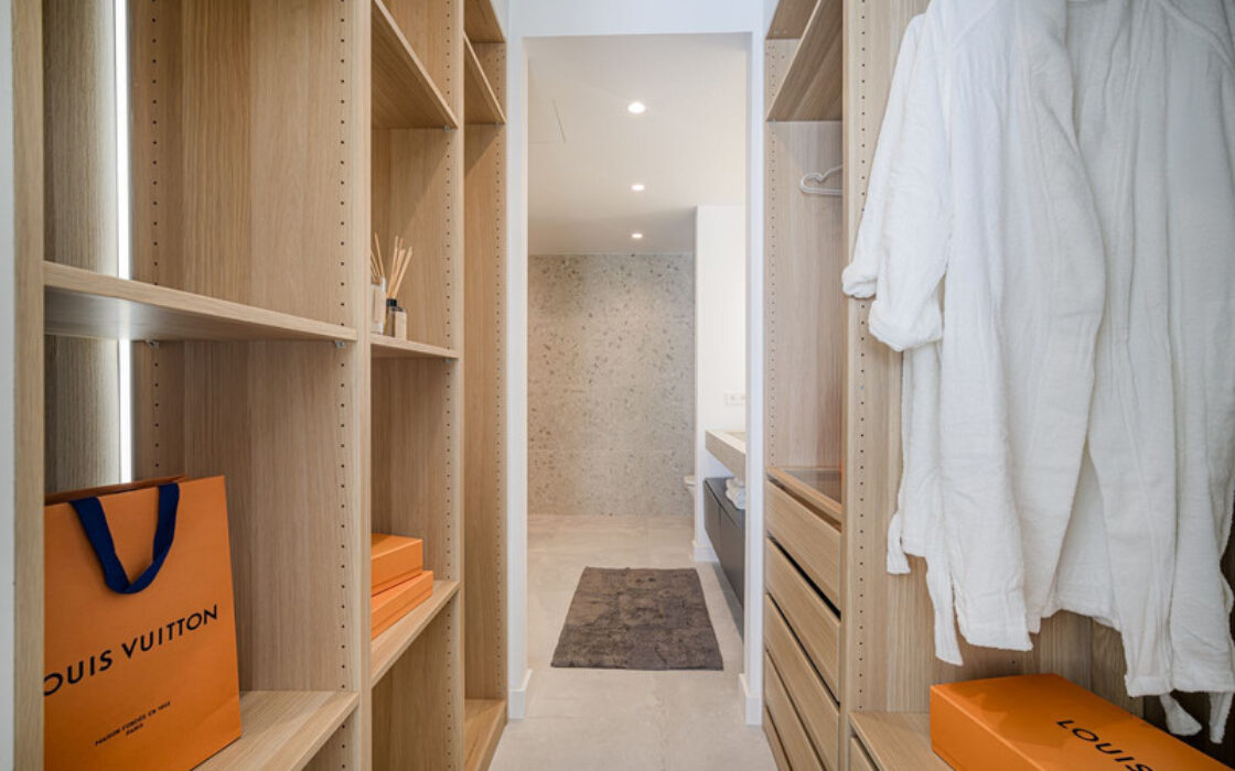 Апартаменти в Ла Кінта з терасою 90 кв.м 2 кімнати