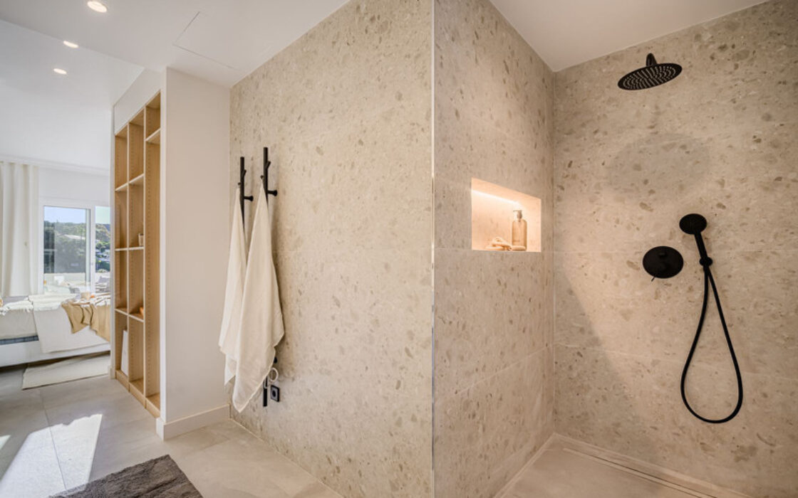 Апартаменти в Ла Кінта з терасою 90 кв.м 2 кімнати