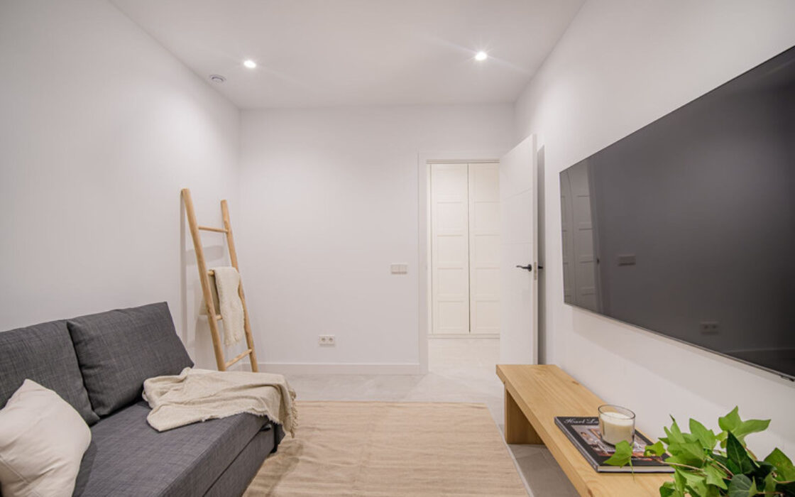 Апартаменти в Ла Кінта з терасою 90 кв.м 2 кімнати