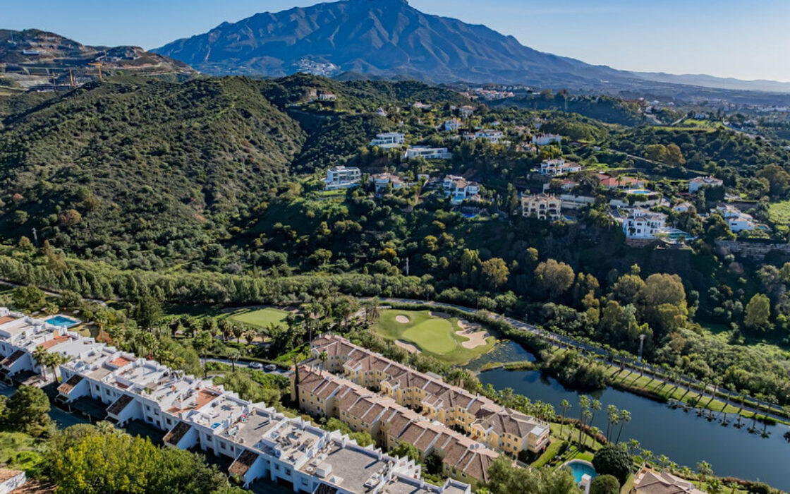 Апартаменти в Ла Кінта з терасою 90 кв.м 2 кімнати