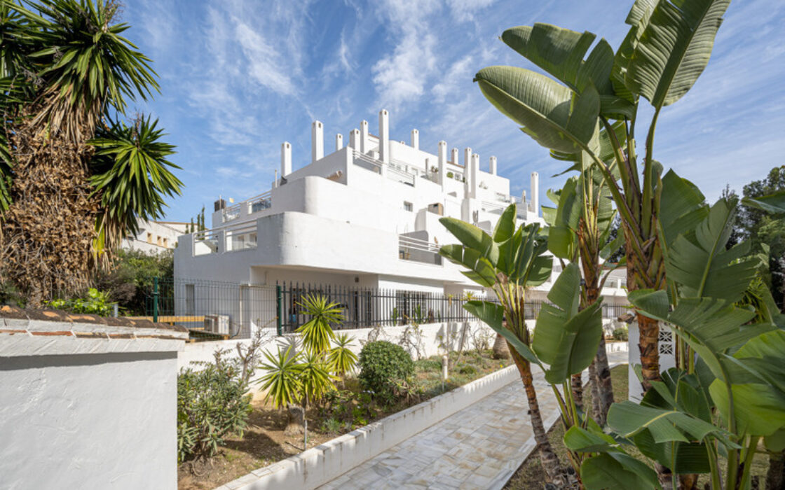 Апартаменты в Новой Андалусии с террасой 104 кв.м.