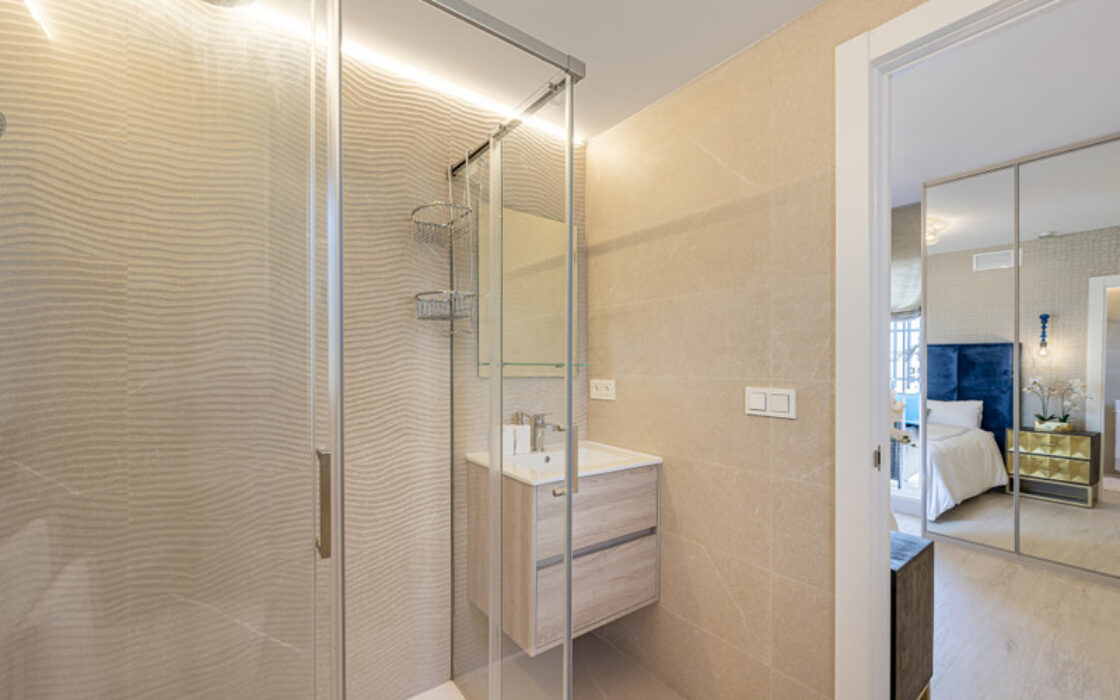 Апартаменты в Новой Андалусии с террасой 104 кв.м.