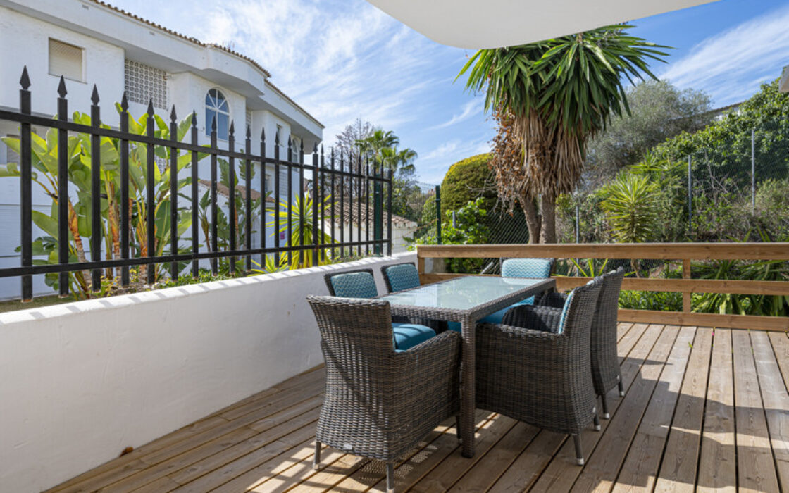 Апартаменты в Новой Андалусии с террасой 104 кв.м.