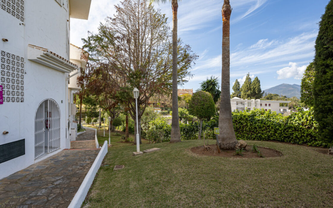 Апартаменты в Новой Андалусии с террасой 104 кв.м.