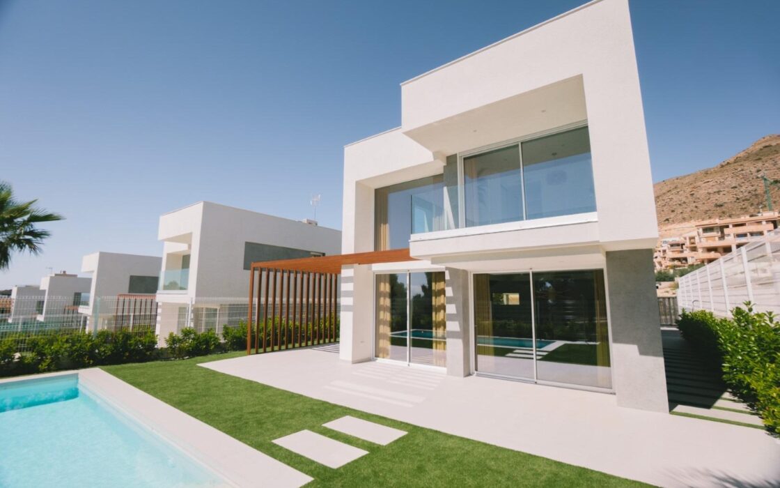 Вілли в Сьєрра Кортина з видом на море та басейном