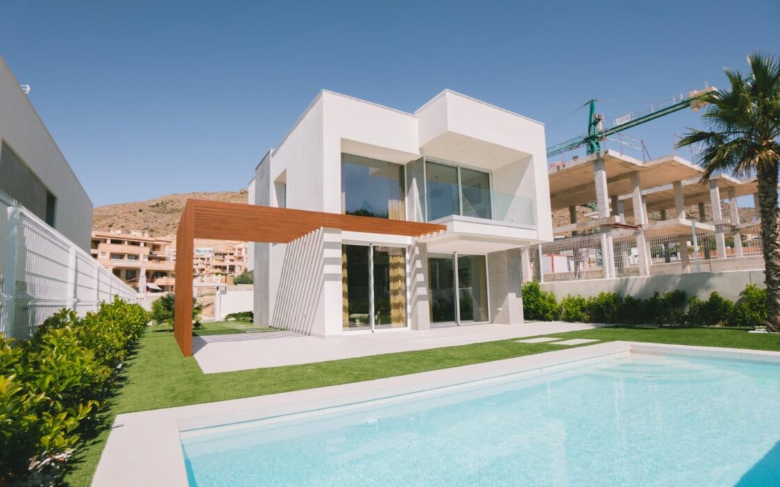 Вілли в Сьєрра Кортина з видом на море та басейном