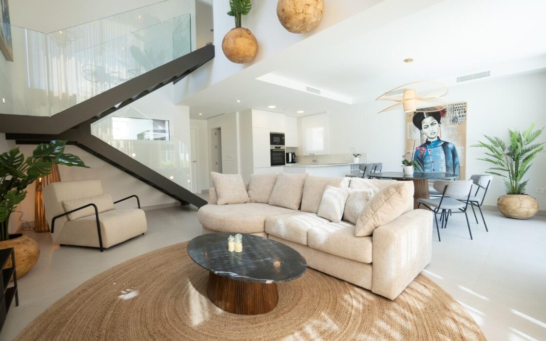 Вілли в Сьєрра Кортина з видом на море та басейном